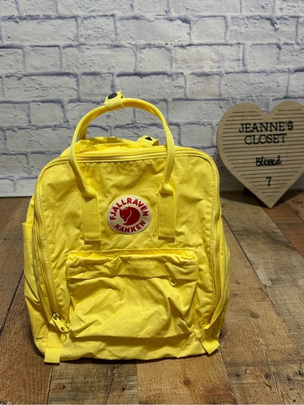 Fjallraven Kanken Backpack Yellow Classic
Pack Laptop School Bag